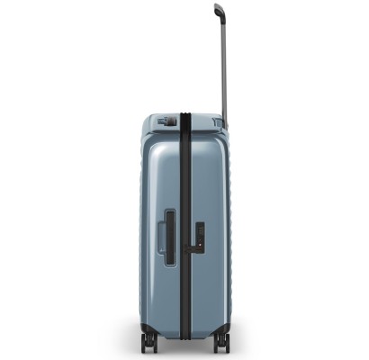 Чемодан Victorinox Travel AIROX/Light Blue M Средний Vt610925