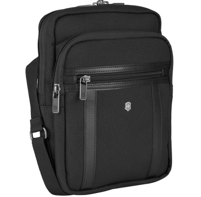 Чоловіча сумка Victorinox Travel WERKS PROFESSIONAL Cordura/Black Vt611472