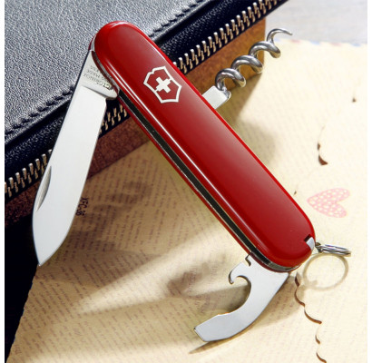 Складаний  ніж Victorinox WAITER 0.3303.B1