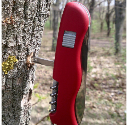 Складаний ніж Victorinox Outrider 0.9023