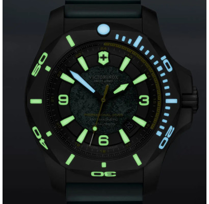Мужские часы Victorinox Swiss Army I.N.O.X. Professional Diver Titanium LE V241957.1