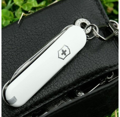 Складаний ніж Victorinox Classic SD 0.6223.7