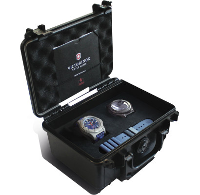 Мужские часы Victorinox Swiss Army I.N.O.X. Professional Diver Titanium V241813