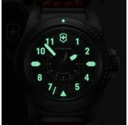 Чоловічий годинник Victorinox Swiss Army Journey 1884 LE V242016.1