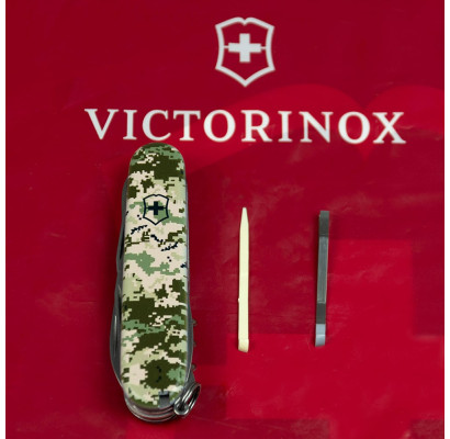 Складаний ніж Victorinox CLIMBER ARMY Піксель 1.3703.3.W3940p
