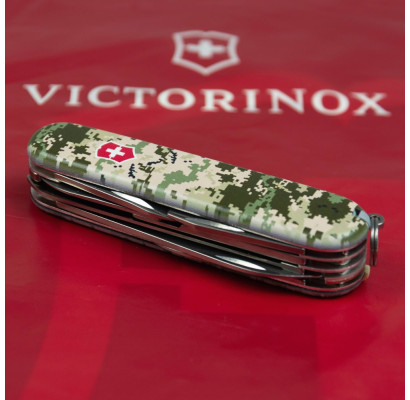 Складаний ніж Victorinox HUNTSMAN ARMY Піксель з черв. лого 1.3713.3.W3941p