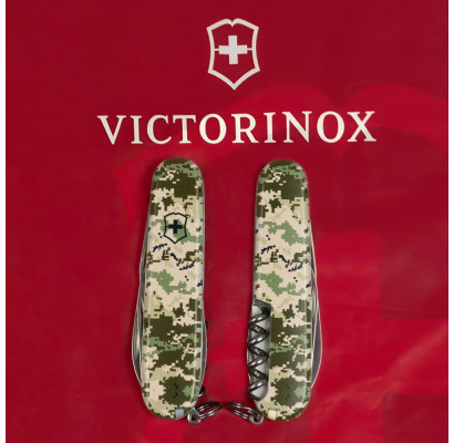 Складаний ніж Victorinox SPARTAN ARMY Піксель 1.3603.3.W3940p