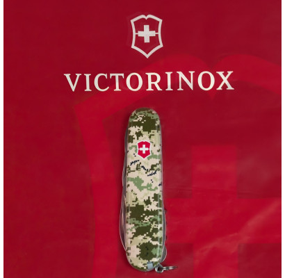 Складаний ніж Victorinox CLIMBER ARMY Піксель з черв. Лого 1.3703.3.W3941p