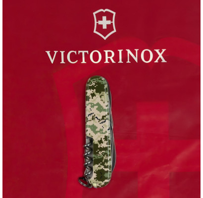 Складаний ніж Victorinox HUNTSMAN ARMY Піксель з черв. лого 1.3713.3.W3941p