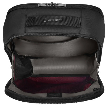 Рюкзак для ноутбука Victorinox CROSSLIGHT/Black Vt612422