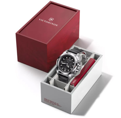 Мужские часы Victorinox Swiss Army I.N.O.X. Chrono 43мм V241983