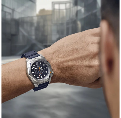Мужские часы Victorinox Swiss Army DIVE PRO Automatic 43мм V241995