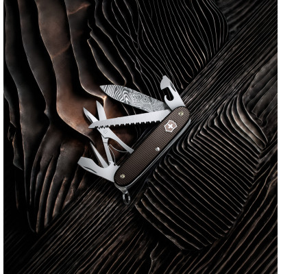 Складаний ніж Victorinox FARMER X Damast 0.8271.J24