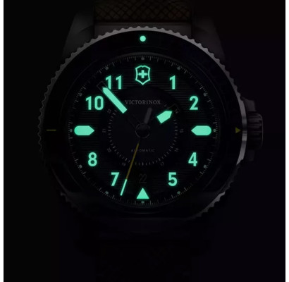 Чоловічий годинник Victorinox Swiss Army JOURNEY 1884 Automatic 43мм V242010