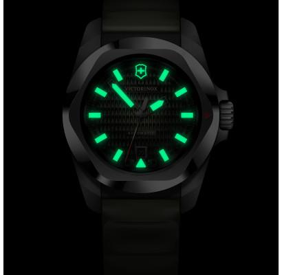 Мужские часы Victorinox Swiss Army I.N.O.X. Automatic V242017.1