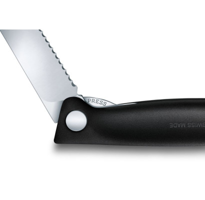 Складаний ніж для пікніка Victorinox Swiss Classic 11см хвил чорн 6.7833.F