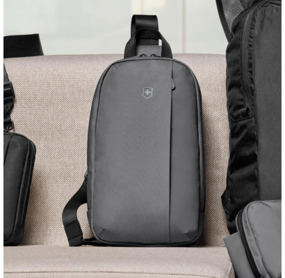 Сумка-слінг Victorinox TRAVEL ESSENTIALS Frost Grey Vt653385