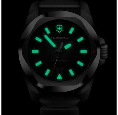 Чоловічий годинник Victorinox Swiss Army I.N.O.X. 242028