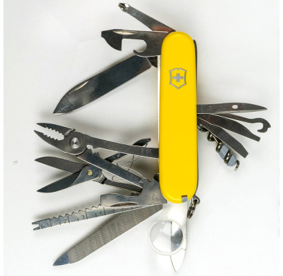 Складной нож Victorinox SWISSCHAMP 1.6795.8