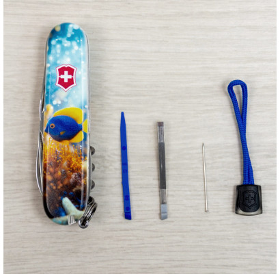 Складной нож Victorinox CAMPER DESIGN Желто-голубая рыбка 1.3613.7.R2020pk