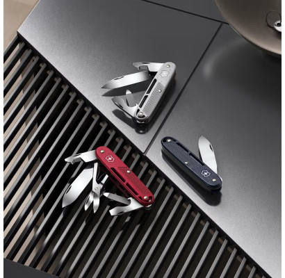 Складной нож Victorinox ONEFOLD ALOX 0.8006.22