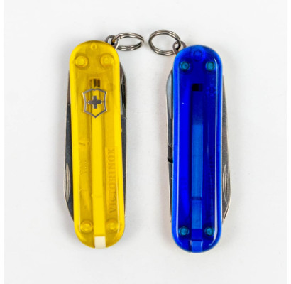 Складаний ніж Victorinox CLASSIC SD UKRAINE жовто-синій 0.6223.T81G.T2