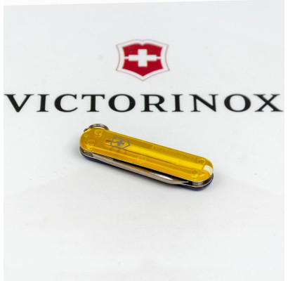 Складаний ніж Victorinox CLASSIC SD UKRAINE жовто-синій 0.6223.T81G.T2