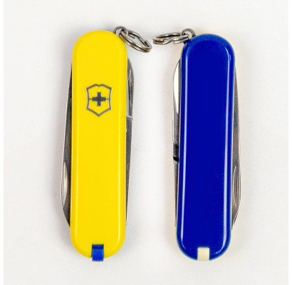 Складаний ніж Victorinox CLASSIC SD UKRAINE жовто-синій 0.6223.8G.2