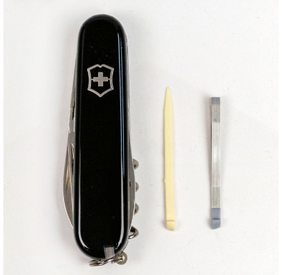 Складной нож Victorinox SPORTSMAN 0.3803.3