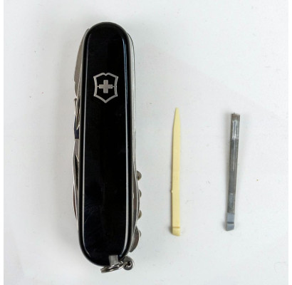 Складной нож Victorinox HANDYMAN 1.3773.3
