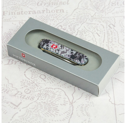 Складной нож Victorinox CLASSIC SD ARMY Пиксель синий с крас. Лого 0.6223.3.W3943pw