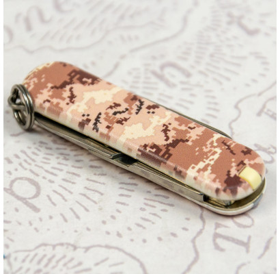 Складной нож Victorinox CLASSIC SD ARMY Пиксель песочный 0.6223.7.W3944pw
