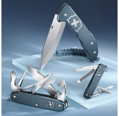 Складной нож Victorinox EVOKE Glacial Blue 0.9415.L26