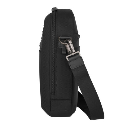 Мужская сумка Victorinox MYTHIC Black Vt653455