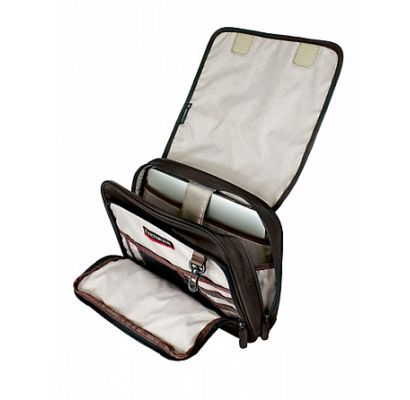 Чоловіча сумка Victorinox Travel TRAVEL ACCESSORIES 4.0 Vt31174401