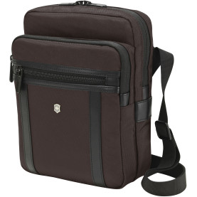 Чоловіча сумка Victorinox Travel WERKS PROFESSIONAL 2.0/Dark Earth Vt605327