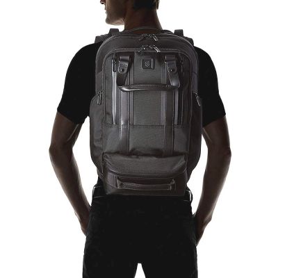Рюкзак для ноутбука Victorinox Travel Lexicon Professional Vt601116