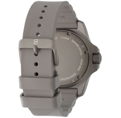 Чоловічий годинник Victorinox Swiss Army I.N.O.X V241757