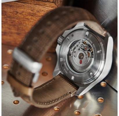 Мужские часы Victorinox Swiss Army I.N.O.X. Mechanical V241836