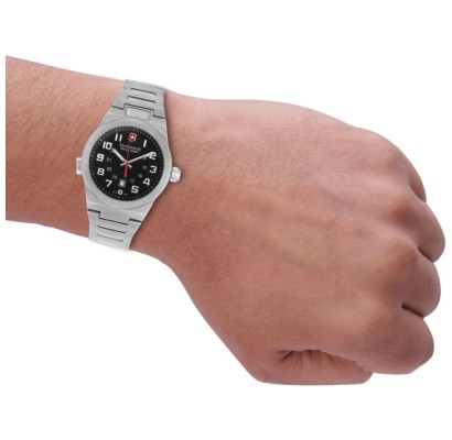 Чоловічий годинник Victorinox Swiss Army NIGHT VISION II V241130