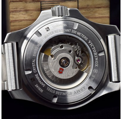 Мужские часы Victorinox Swiss Army I.N.O.X. Mechanical V241835