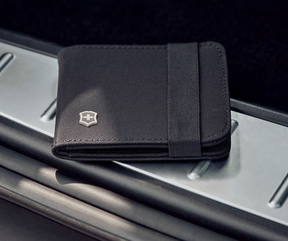 Портмоне Victorinox - універсальний аксесуар для створення іміджу і комфорту