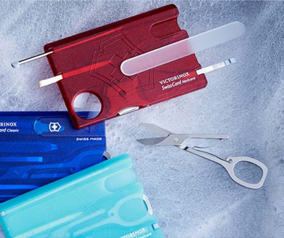 Victorinox SWISSCARDS – многофункциональный набор в формате карты